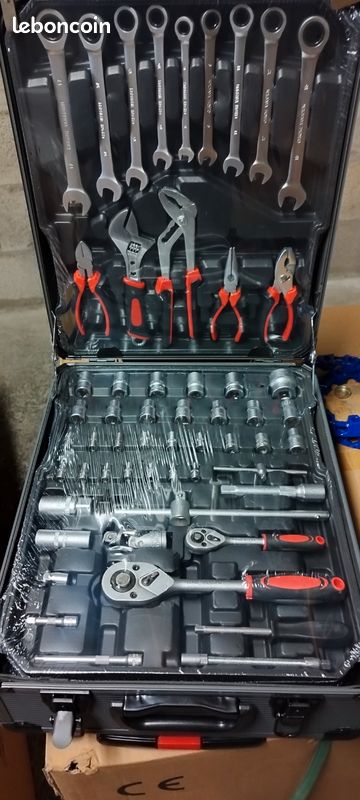 Valise outillée - 15